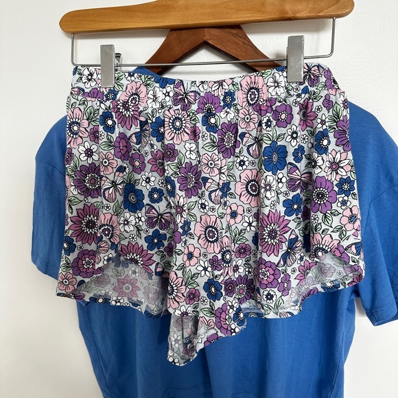 No Boundaries Blue Graphic Tee - Picture 7 of 7